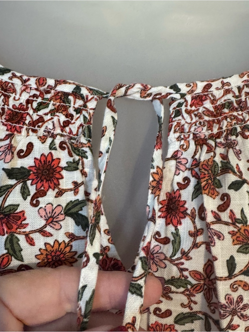 NWT Old Navy Cream Peasant Blouse with Rusty Floral Print PLUS: 2X #R - Picture 4 of 10